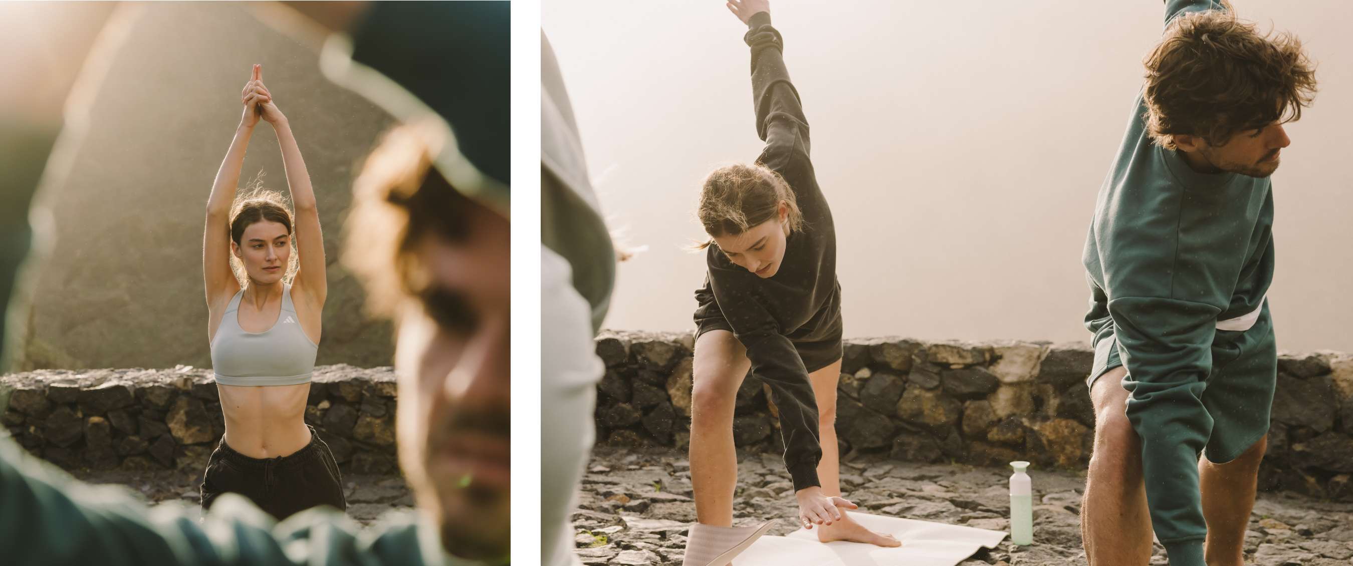 Twee beelden: vrouw strekt haar armen omhoog tijdens yoga; groep doet rekoefeningen op yogamatten in de buitenlucht.
