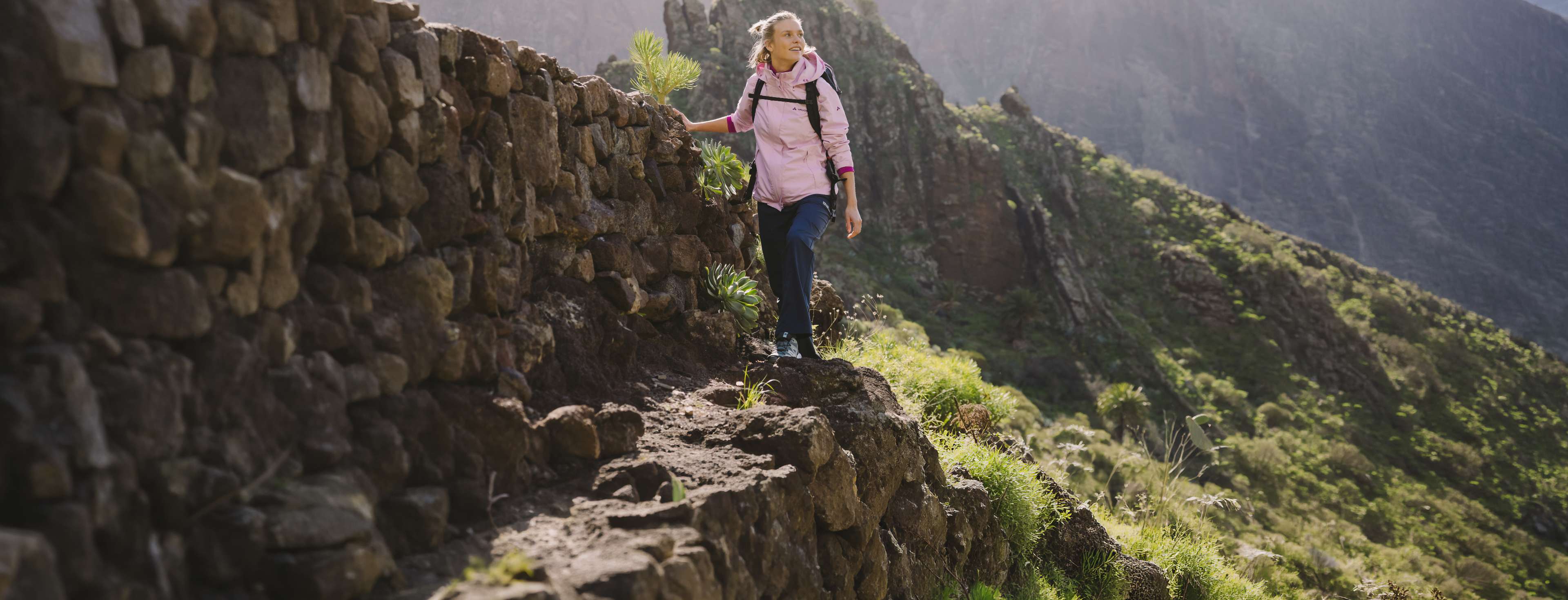 De beste wandelbroeken voor dames van 2026: de keuze van onze expert